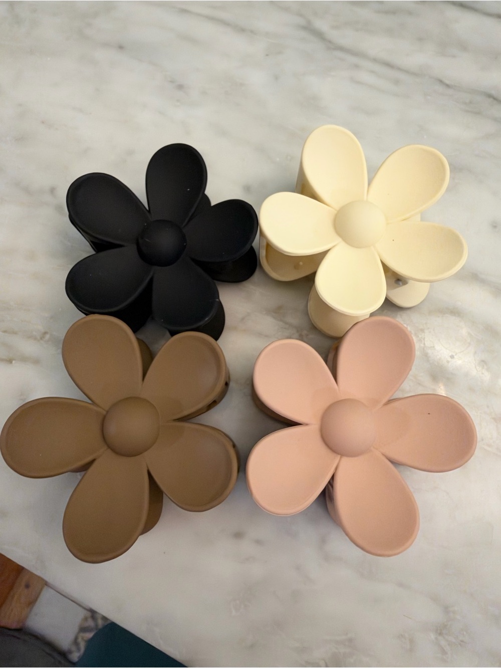 Flower-Shaped Hair Claw Clip - Set of 4 (Black, Cream, Brown, Pink)